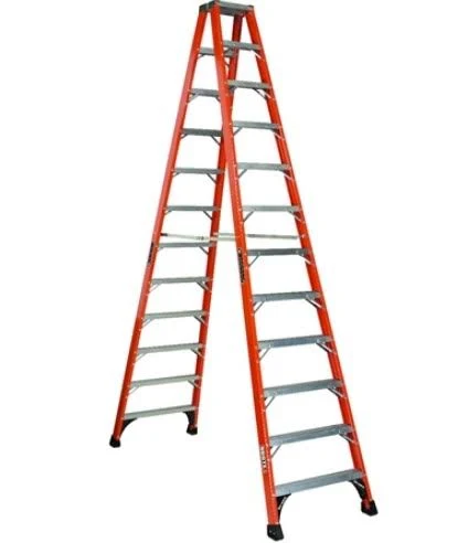LADDER, 12′ STEP FEBERGLASS